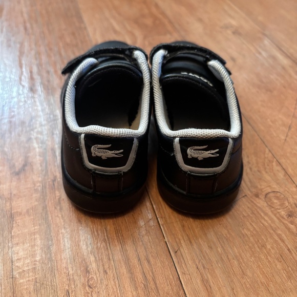 Lacoste kids shoes size 8 - Picture 2 of 3